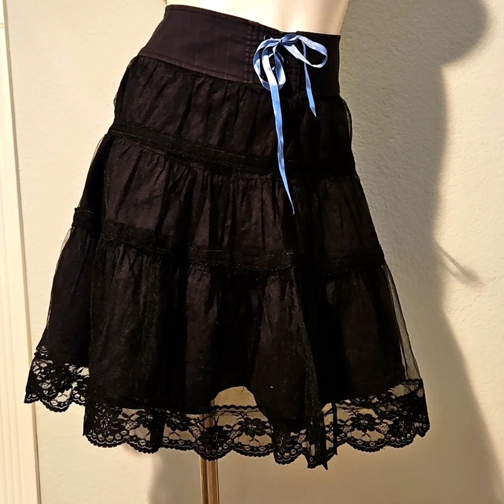 Lip Service Lace Tier Skirt - Picture 4 of 6